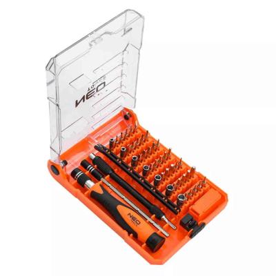 M�szer�sz, prec�zi�s csavarh�z�k�szlet, bitekkel, ny�llel �s hosszabb�t� sz�rakkal, 45db-os NEO TOOLS (NEOTOOLS)