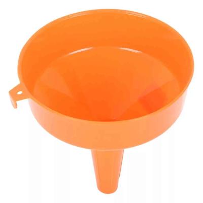 T�lcs�r 210 mm, 2,9L, egyenes kifoly�val, polietil�n NEO TOOLS (NEOTOOLS)