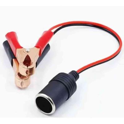 Szivargy�jt� aljzat 12/24V krokodil csipesszel AUTOLIFE