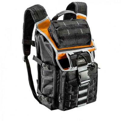 Szersz�mos h�tizs�k, k�v�l:4 zseb, bel�l:18 zseb NEO TOOLS (NEOTOOLS)