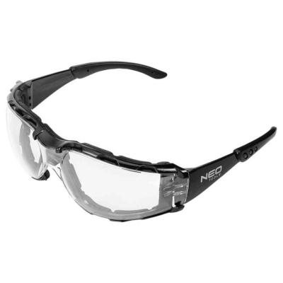 V�d�szem�veg, polifoam porv�d� peremmel, v�ztiszta lencs�kkel, f oszt�ly� ellen�ll�s�gi oszt�ly� NEO TOOLS (NEOTOOLS)