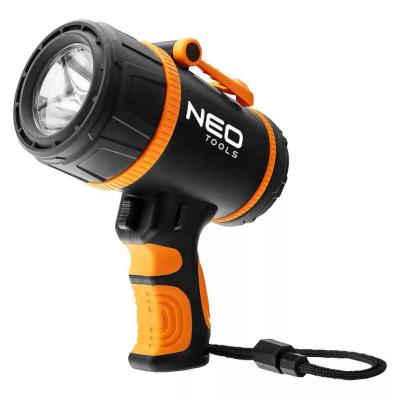 Keres�l�mpa, 1000lm f�nyer�, 3,7V/2200mAh akku, v�z�ll�, powerbank funkci�, t�lt�skijelz�, 350m hat�t�vols�g NEO TOOLS (NEOTOOLS)