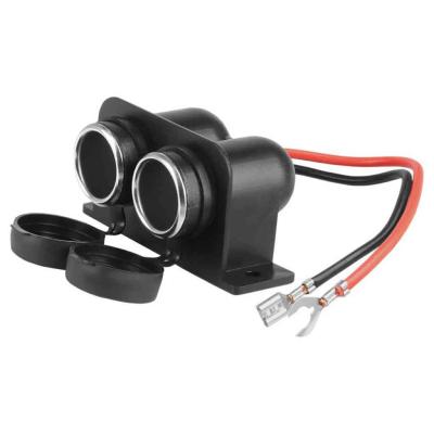 Szivargy�jt� aljzat 12V 15A, dupla, elektromos, v�z�ll� AUTOLIFE