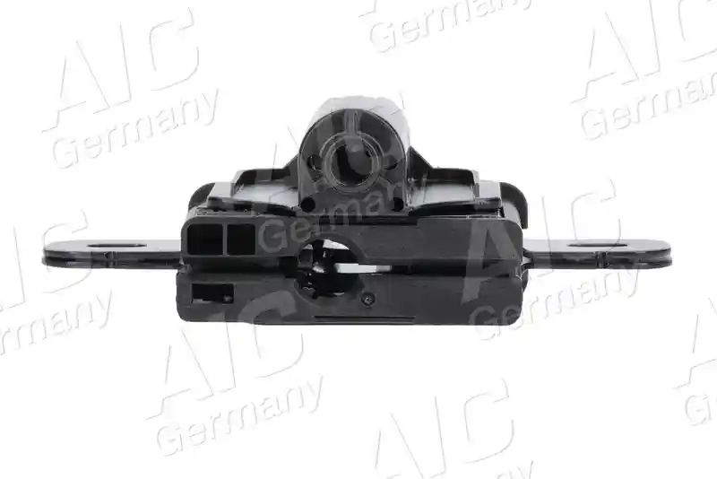 AIC 76748