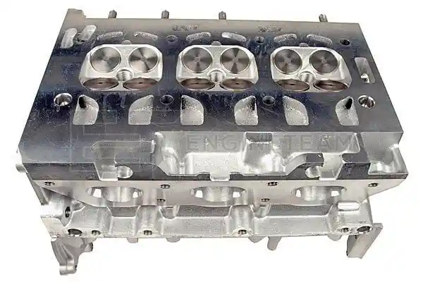 ET ENGINETEAM HL0996